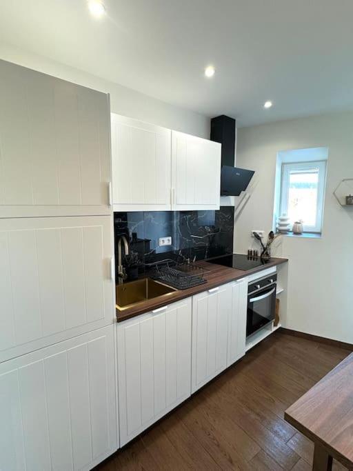 Appartement Avec Magnifique Vue Sur La Saone Et Son Balcon Chalon-sur-Saone Luaran gambar