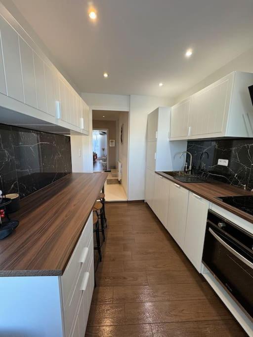 Appartement Avec Magnifique Vue Sur La Saone Et Son Balcon Chalon-sur-Saone Luaran gambar